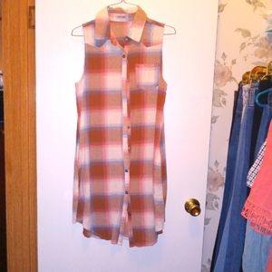 Great dress very cute on.